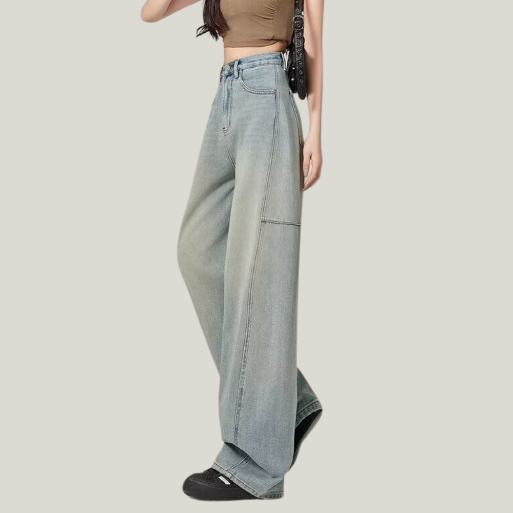 Women's Versatile Slim Light Jeans