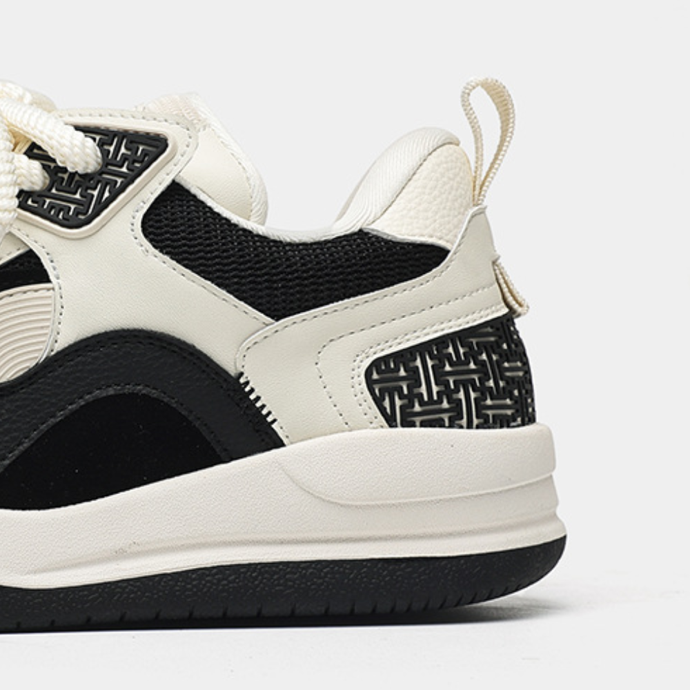 Retro Chinese Fashion Stitching Sneaker