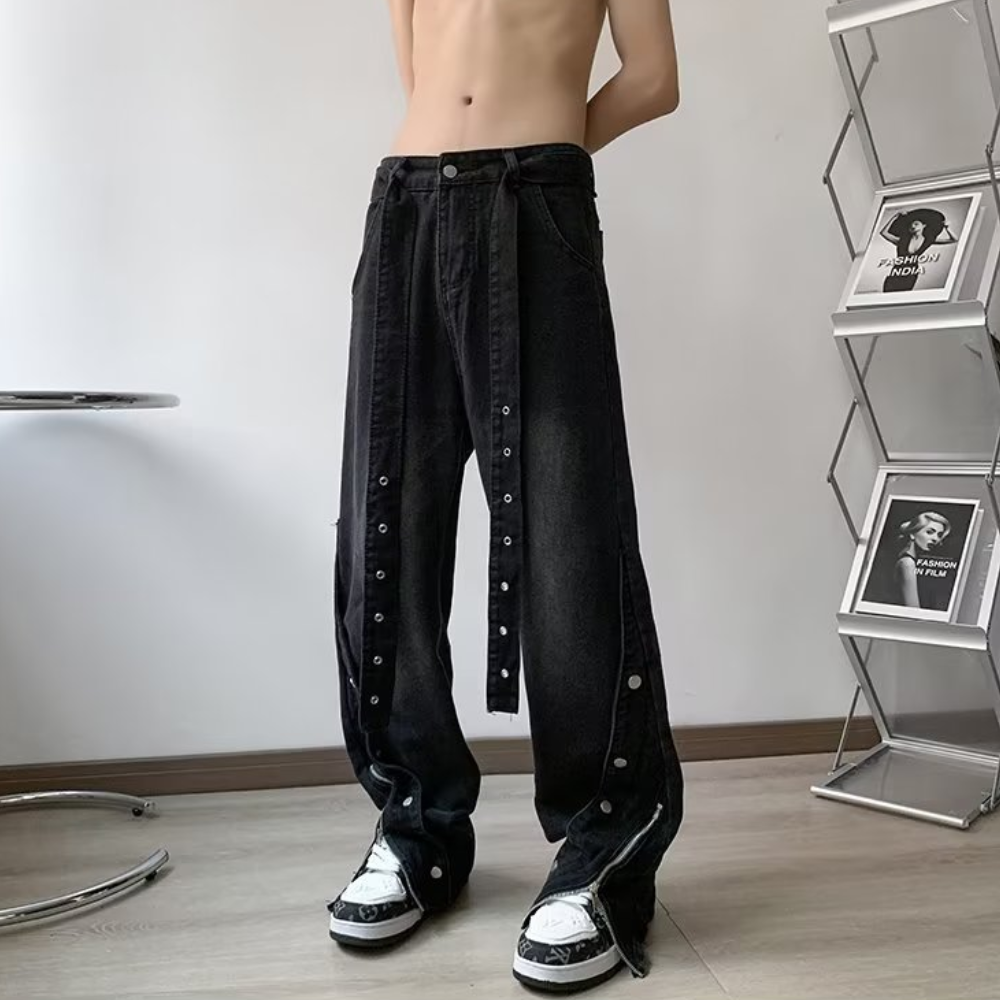 Black Vintage Buttoned Zip Jeans