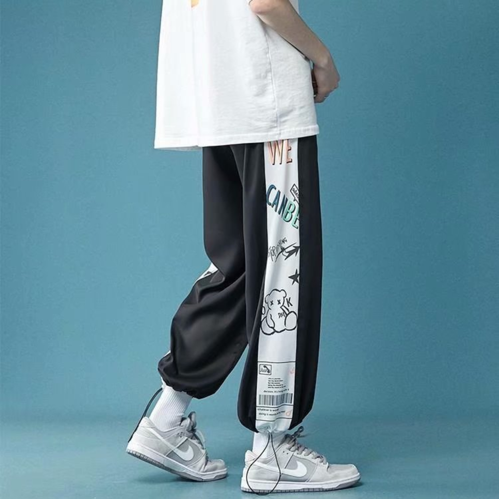 Cartoon Bear Letter Graphic Sweatpants