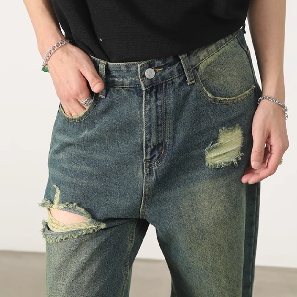 American Vintage Loose Ripped Jeans