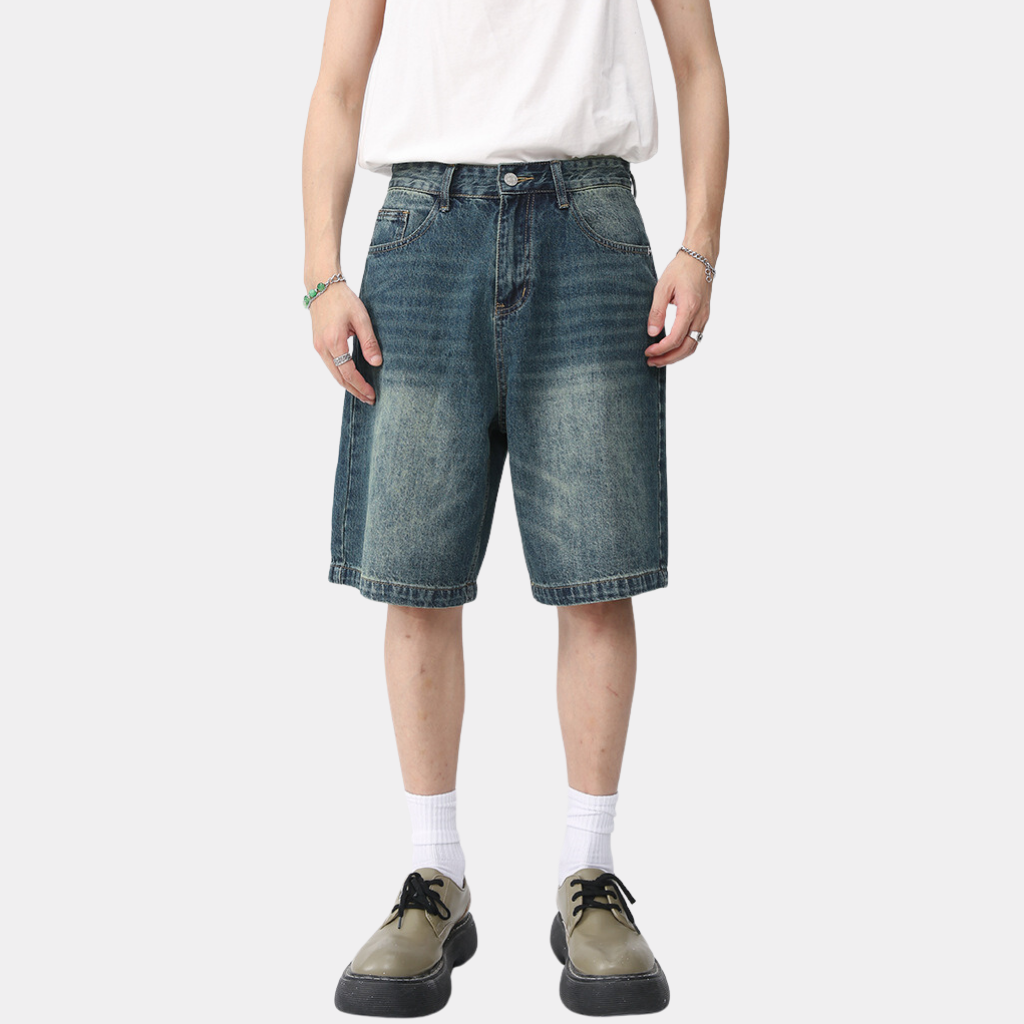 Clean Fit Shorts