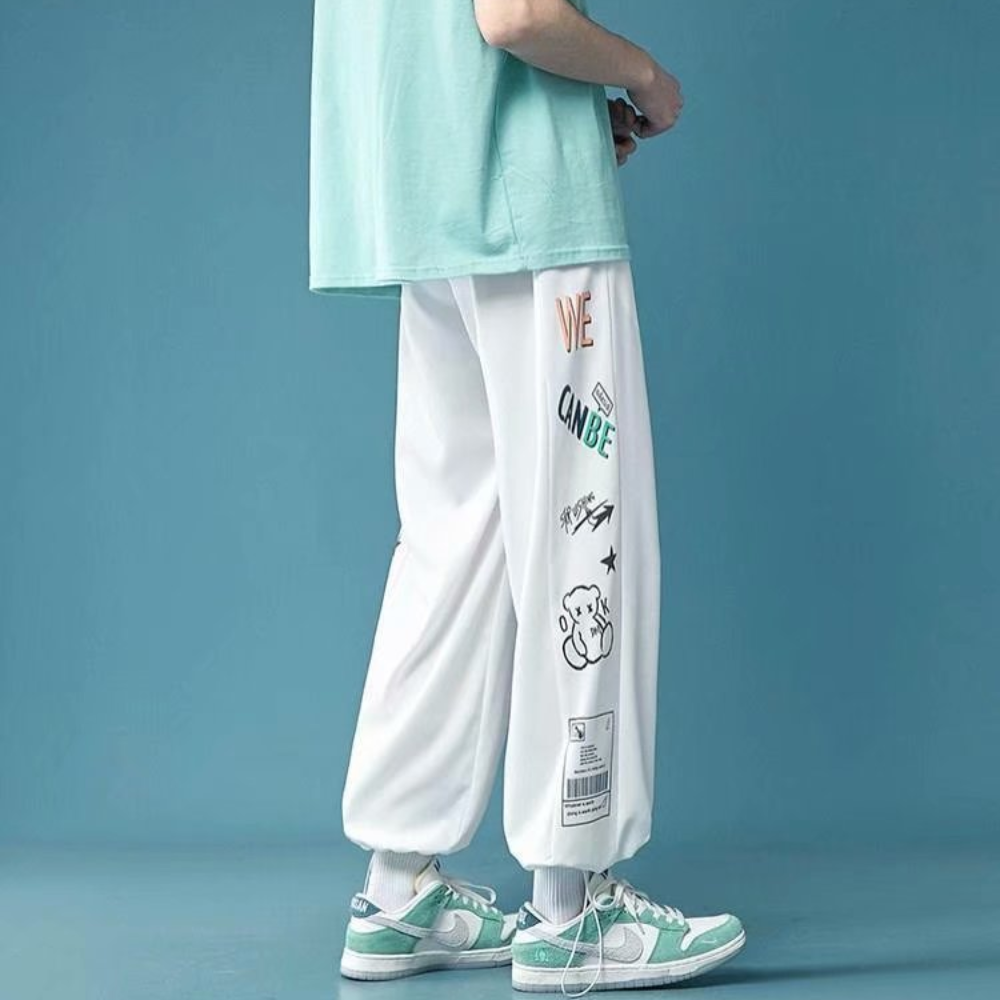 Cartoon Bear Letter Graphic Sweatpants