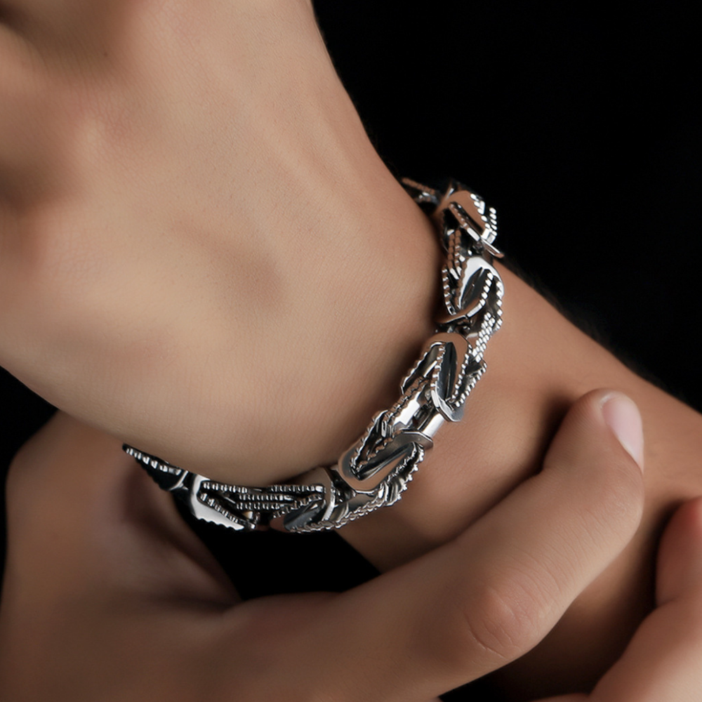 Gear Buckle Titanium Steel Bracelet