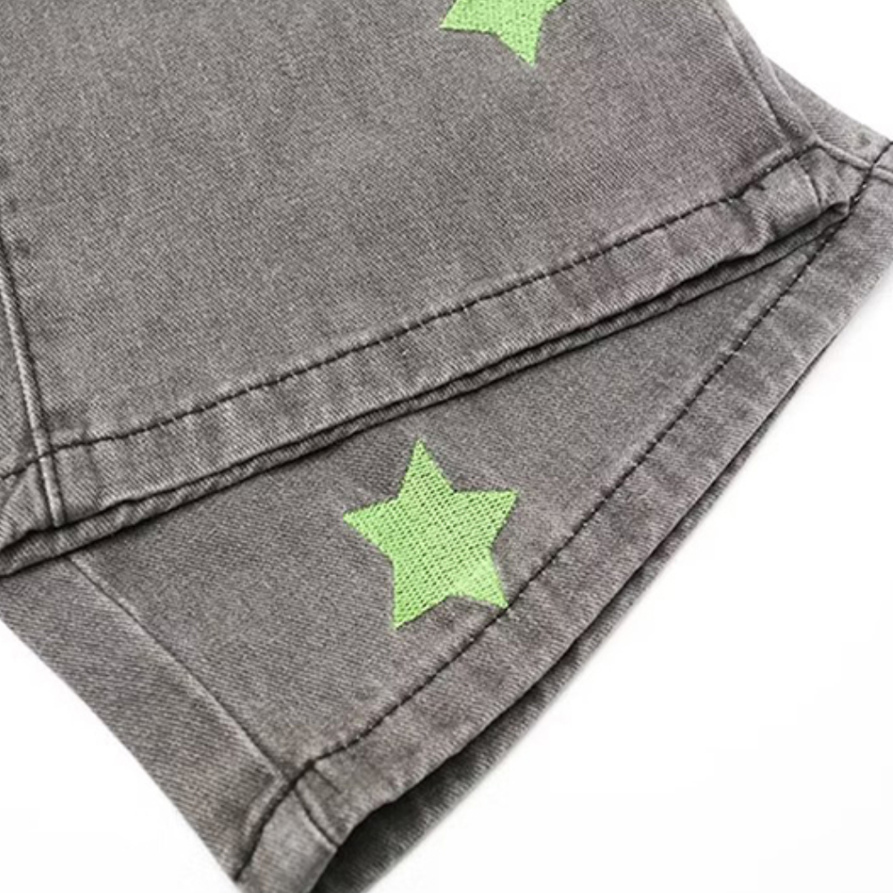 Green Star Embroidery Straight Jeans