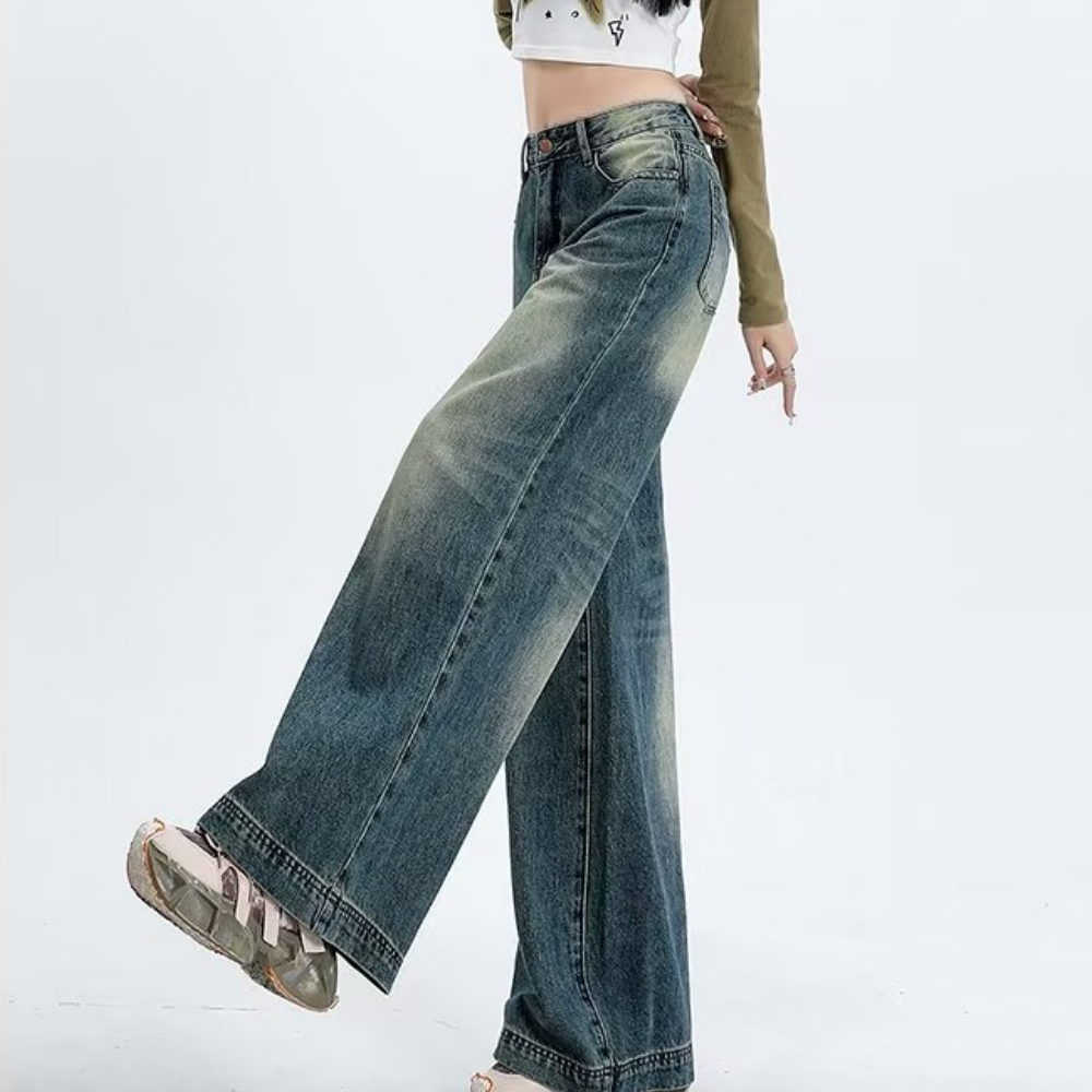 Women's Classic Fashion Loose Jeans
