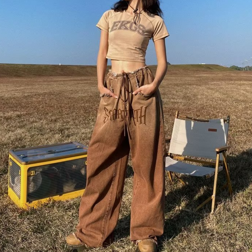 Women's Street Yellow Gradient Letter Jeans