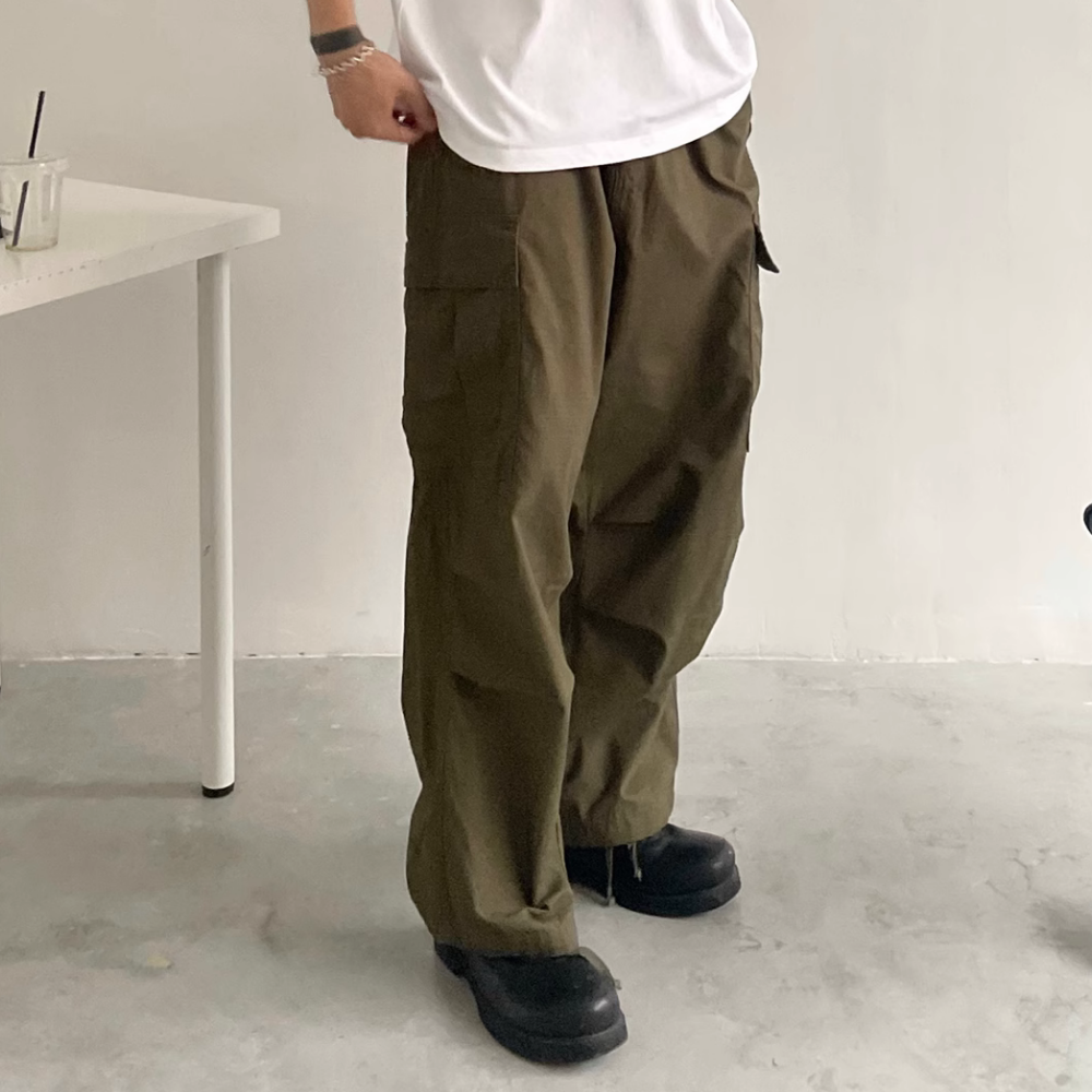 Technical Outdoor Pleated Cargo Pants