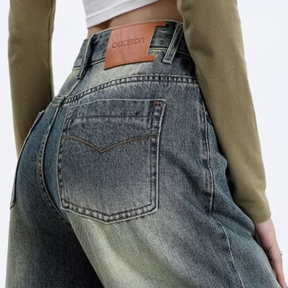 Women's Classic Fashion Loose Jeans