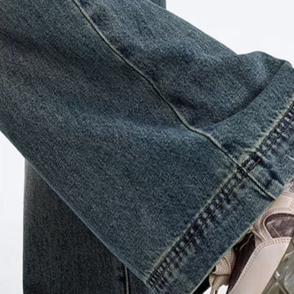 Women's Classic Fashion Loose Jeans