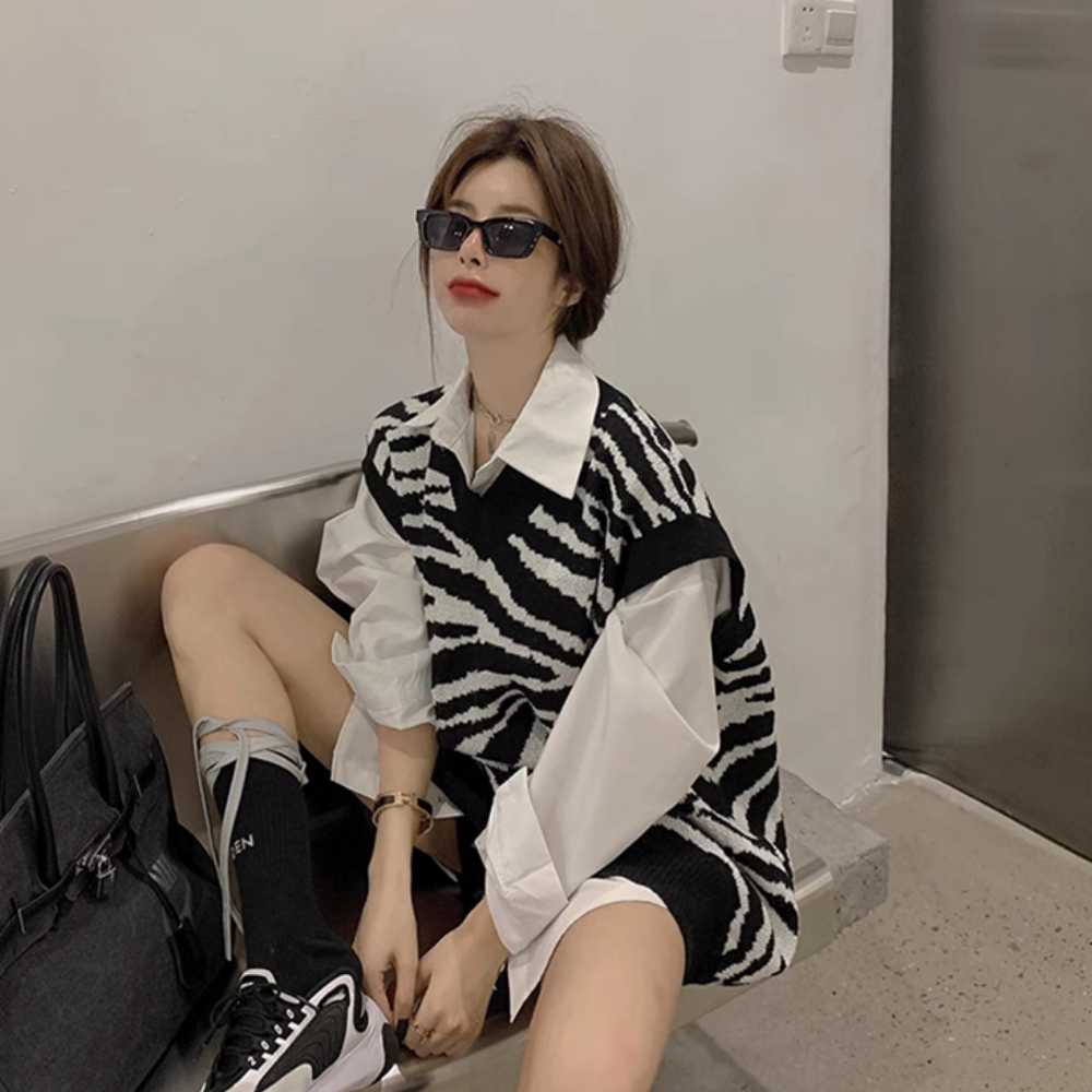 Oversized zebra print knitted vest