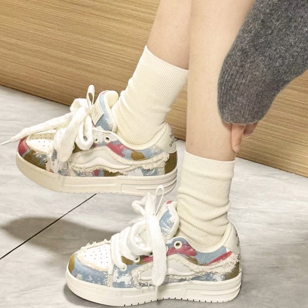 Street Denim Graffiti Raw Edge Sneaker