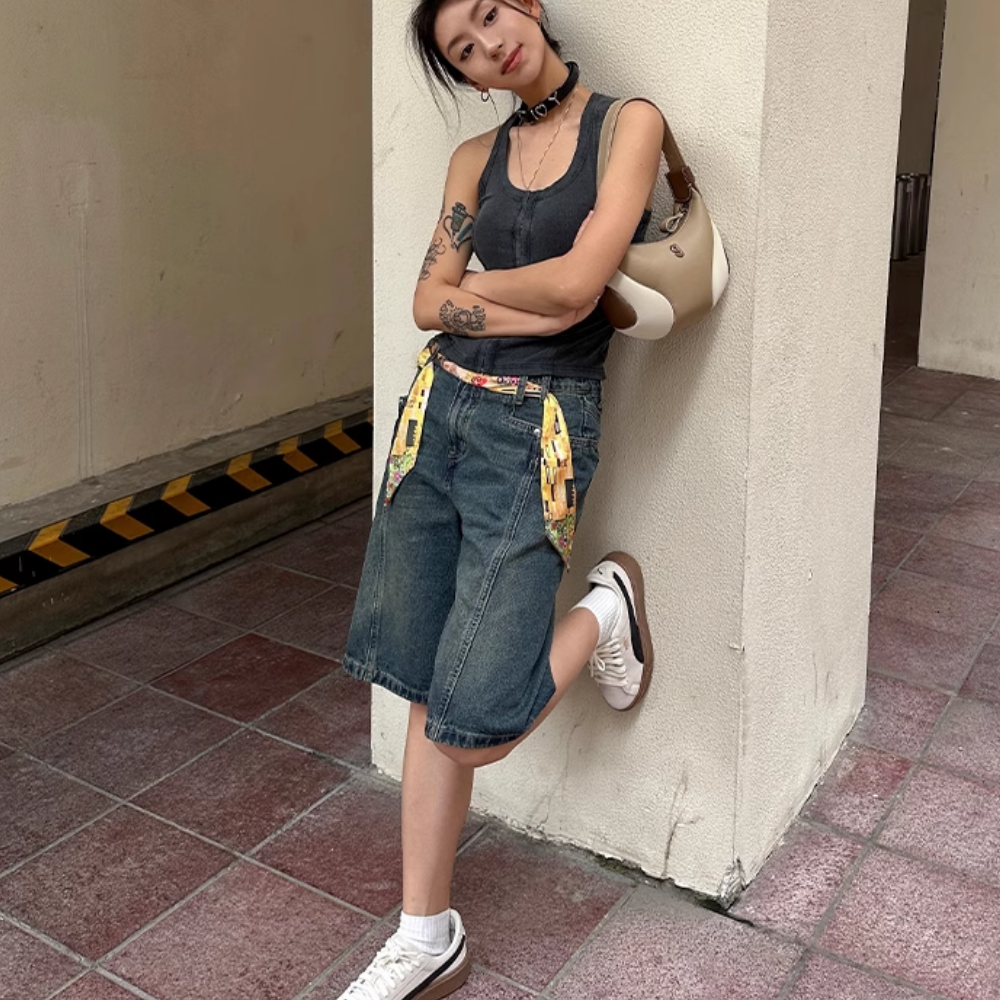 Women's Retro Distressed Jorts