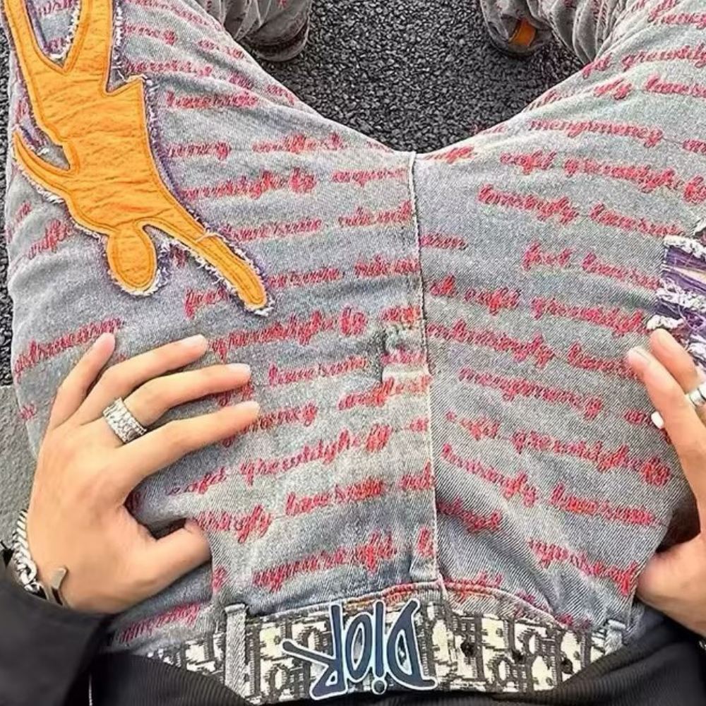 DF |Ripped Portrait Patch Embroidered Jeans