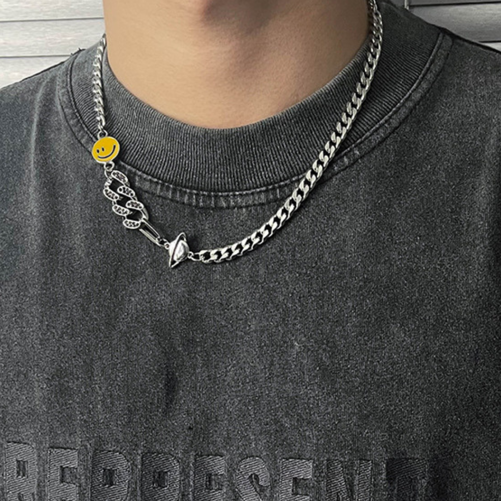 Cuban Smiley Clavicle Necklace
