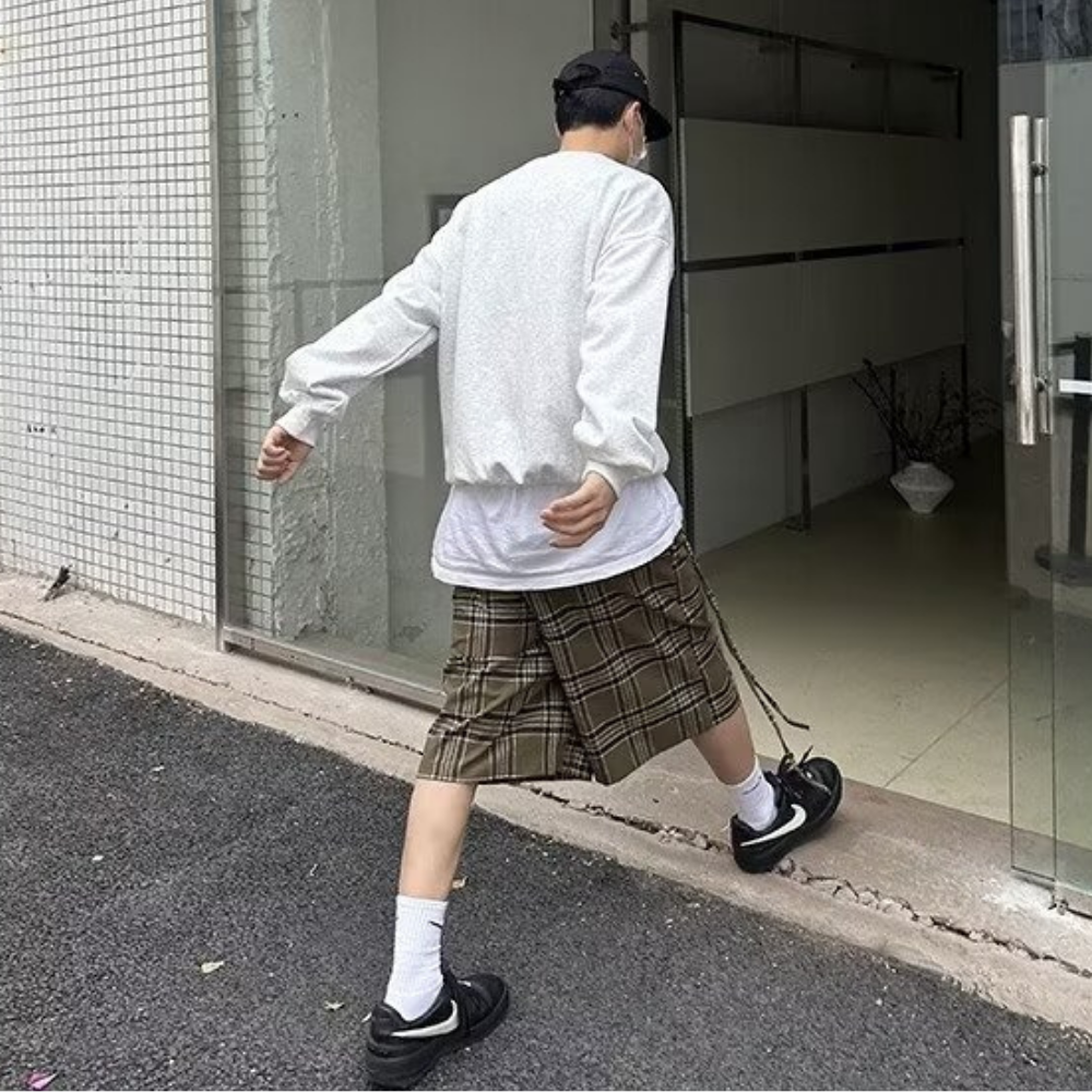 Retro Plaid Straight Shorts