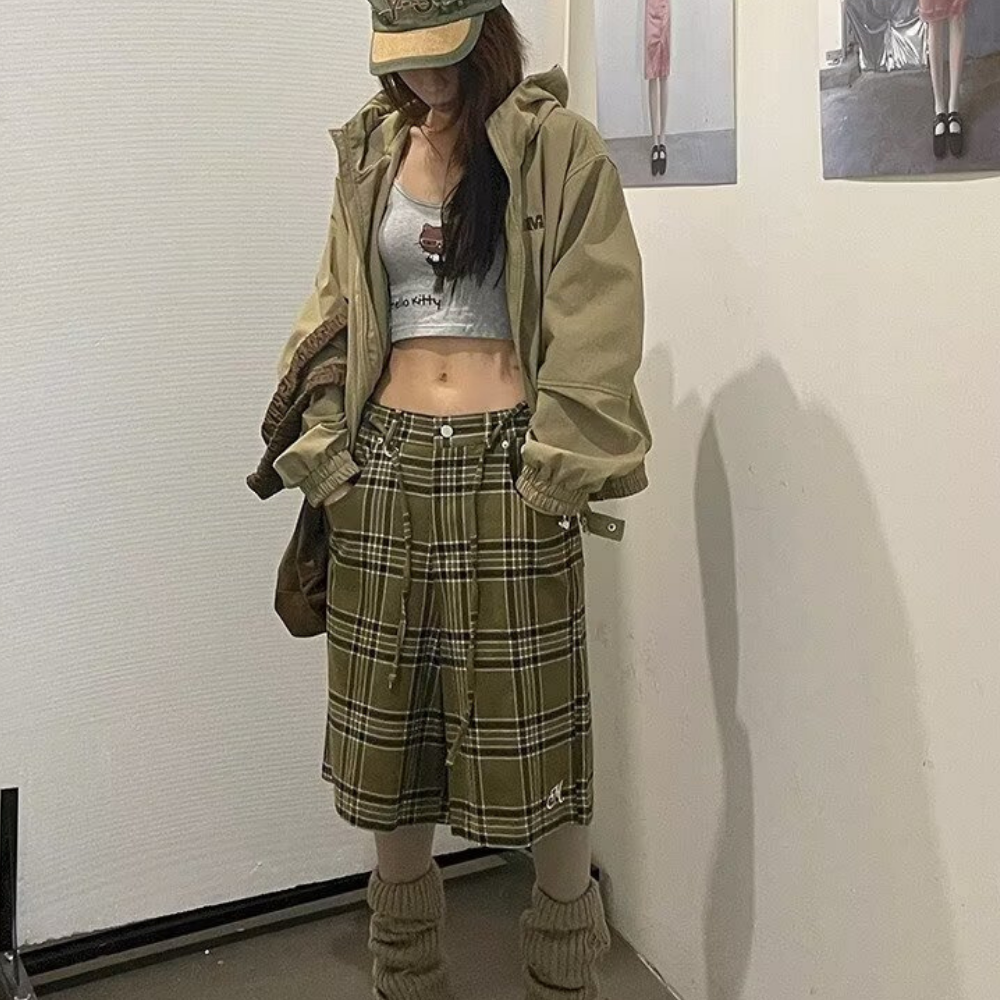 Retro Plaid Straight Shorts