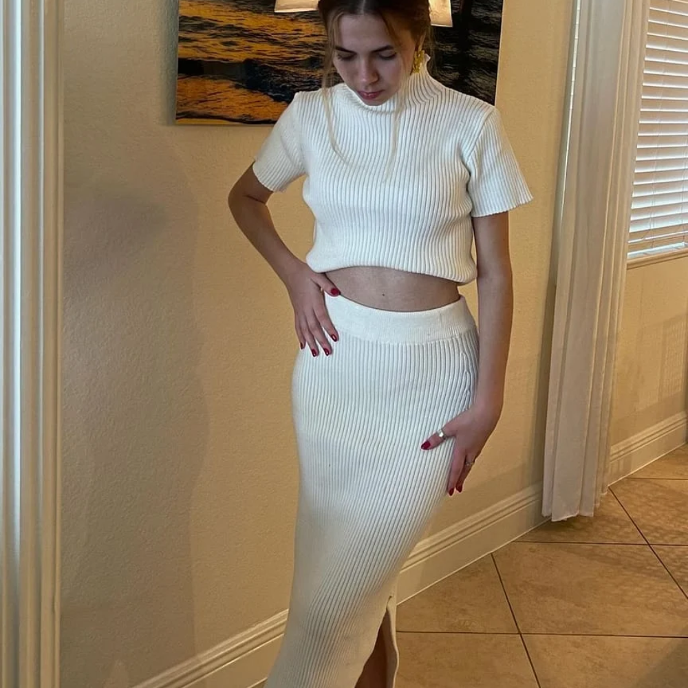 Women's Solid Color Turtleneck Knit Suit