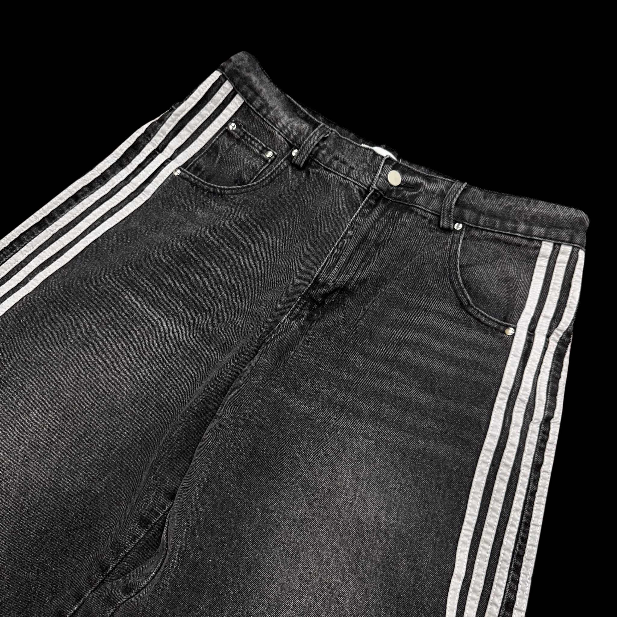 BAGGOUT 101 Track. 75" Vintage Track Jeans