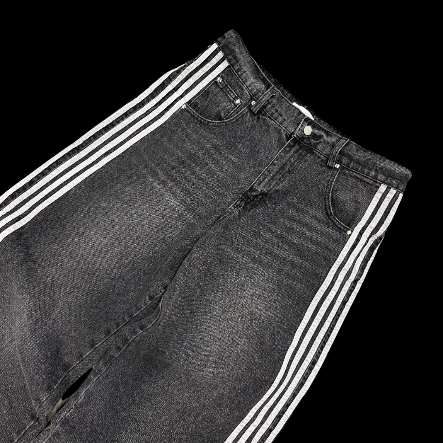BAGGOUT 101 Track. 75" Vintage Track Jeans