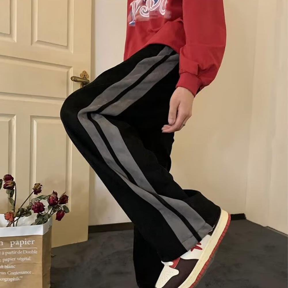 Retro Suede Letter Patch Sweatpants