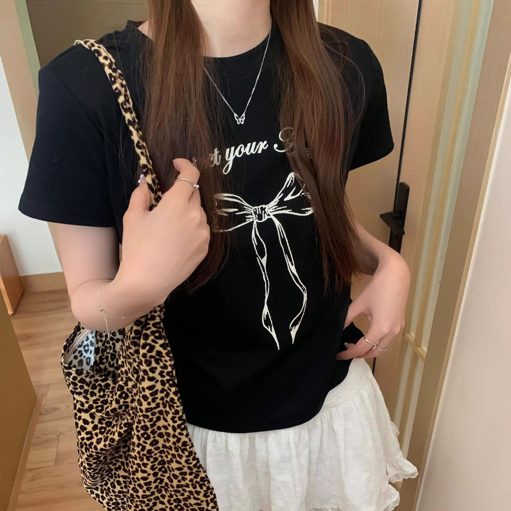 Women's Versatile BowT-Shirt