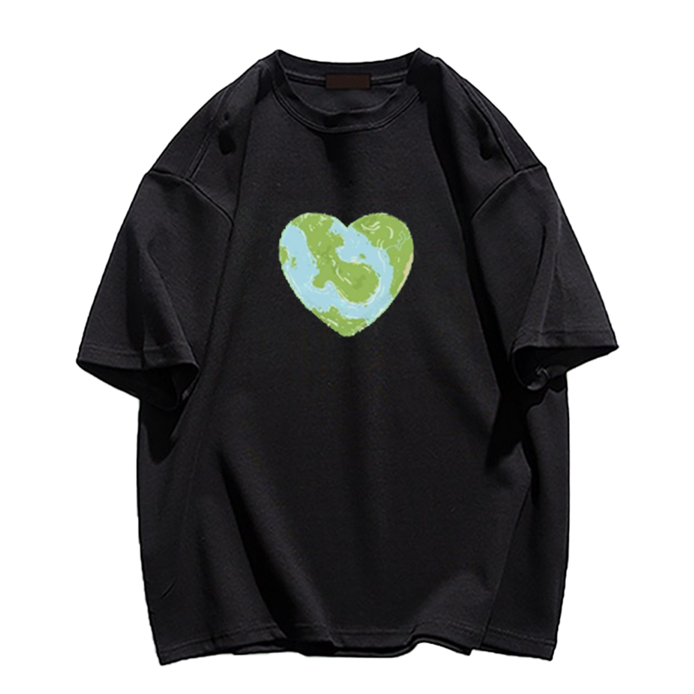 🌍Heart Earth T-Shirt