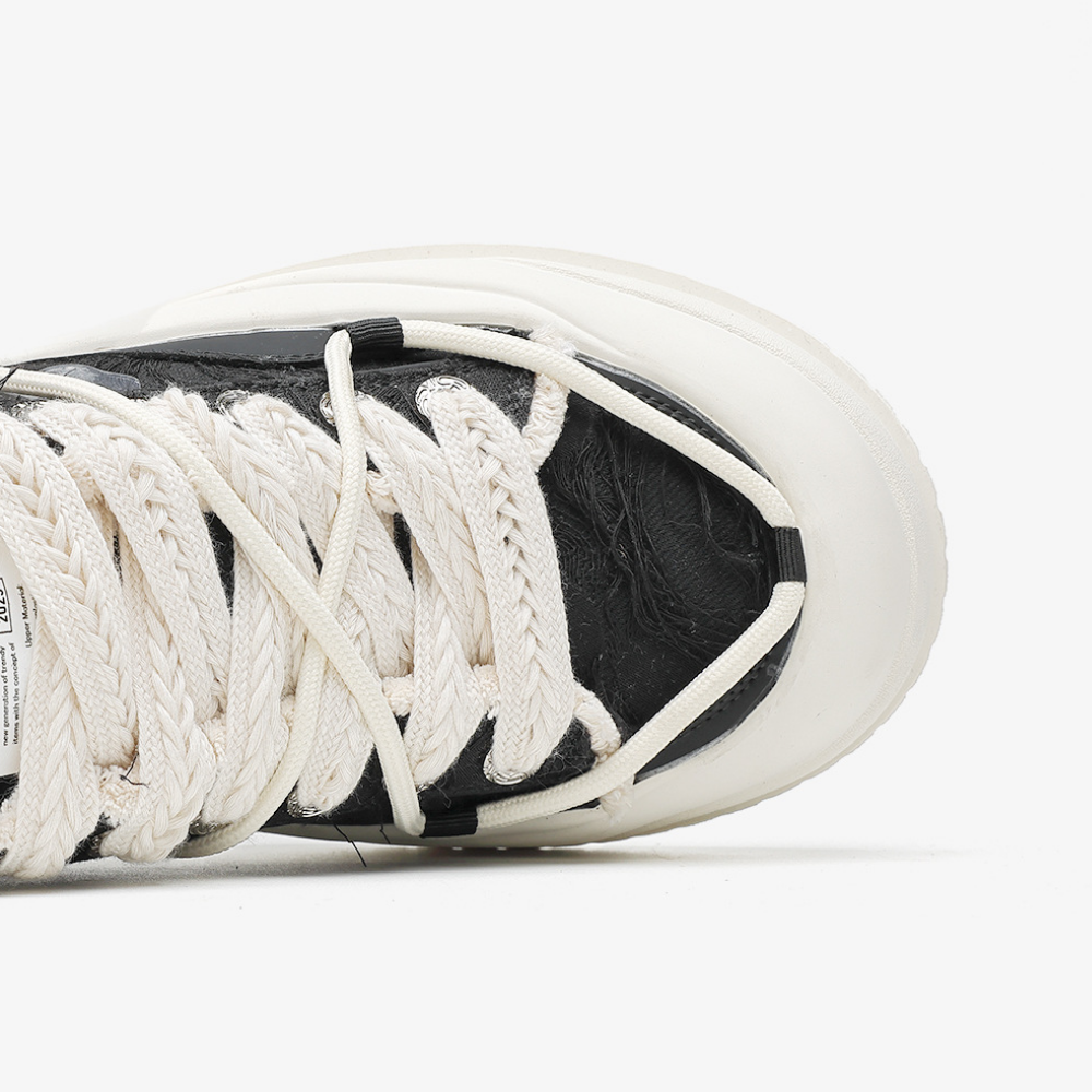 High Street Versatile Preppy Sneaker