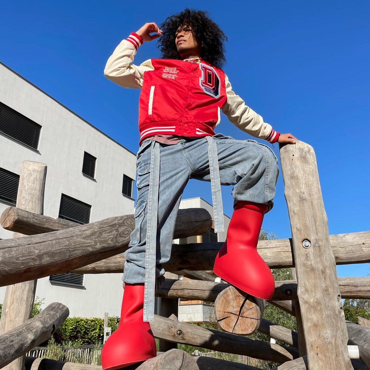 Street Multi Pocket Solid Cargo Jeans