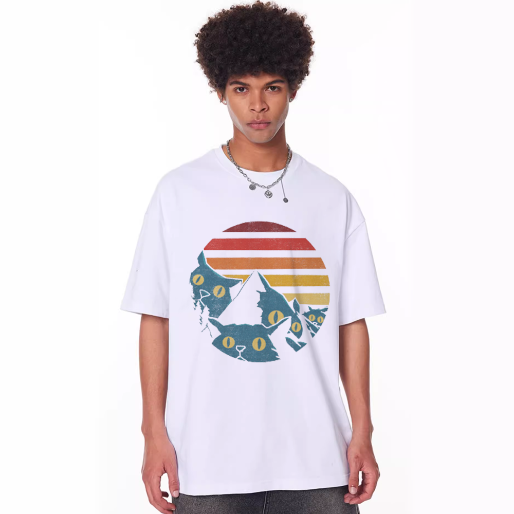 Curious Kitty Print T-shirt