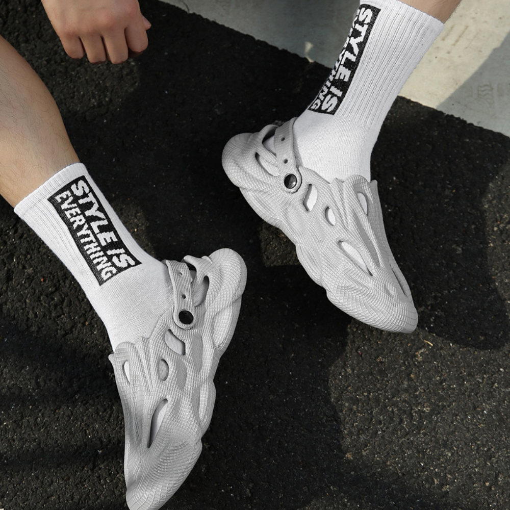 High Street Solid Color Hollow Sandals