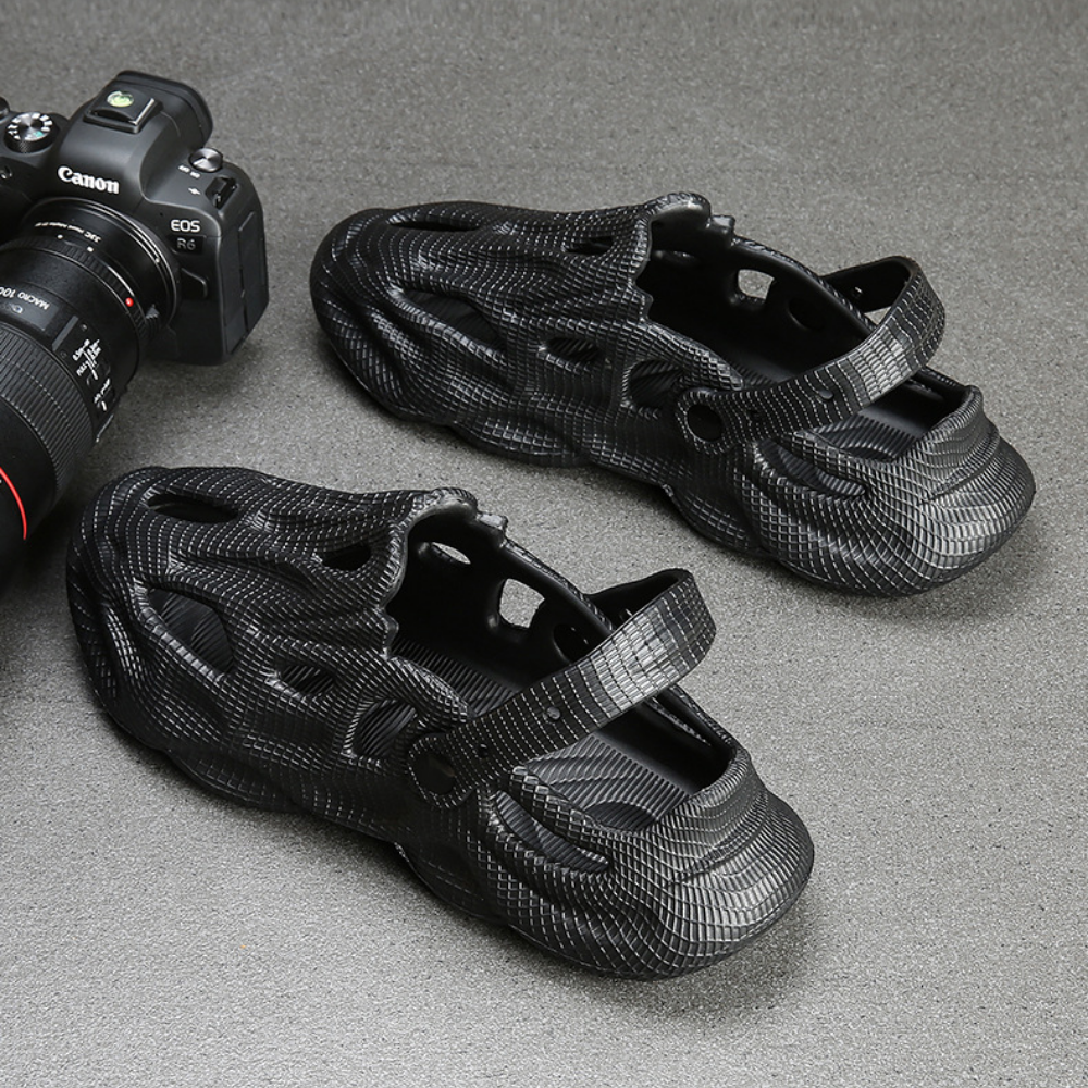 High Street Solid Color Hollow Sandals