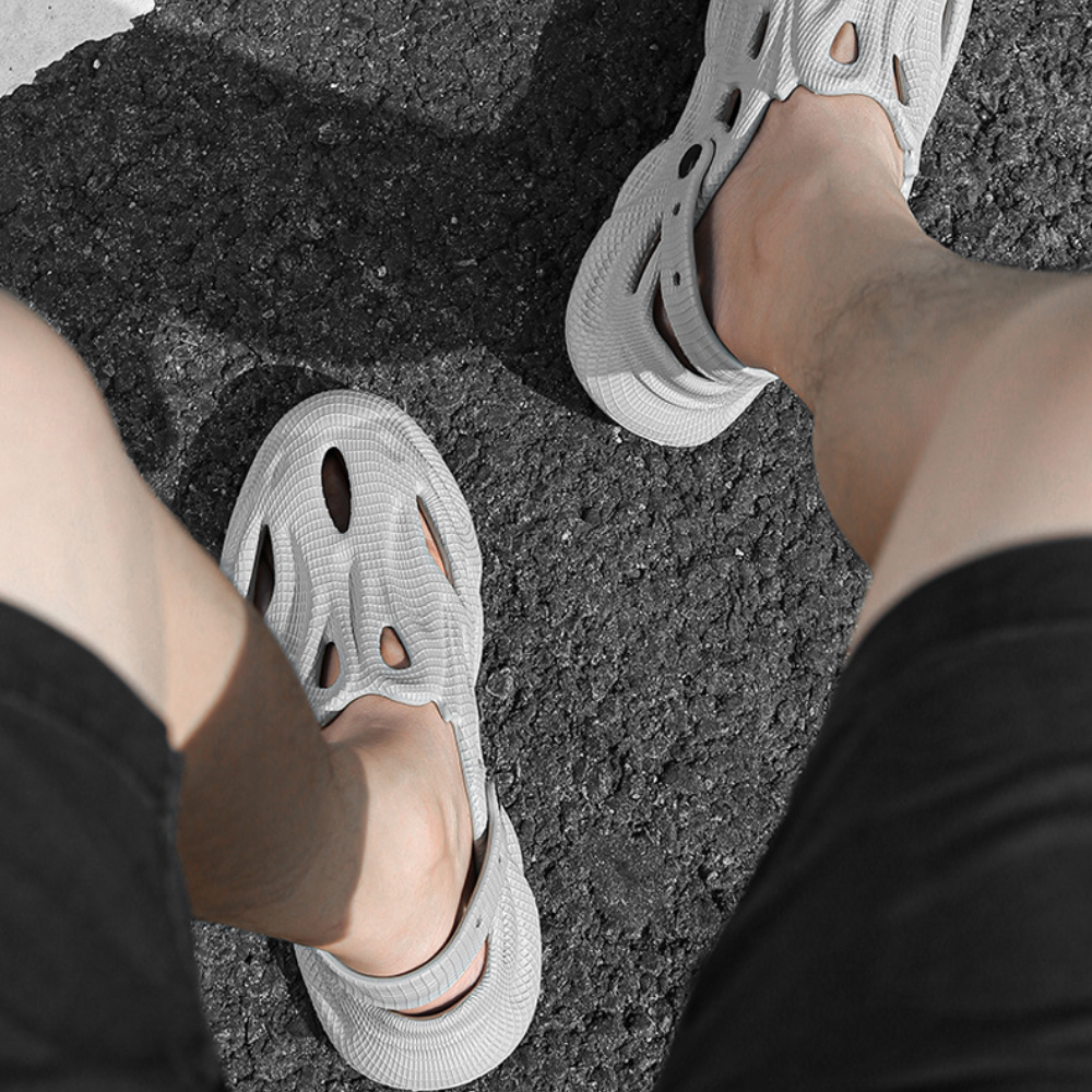 High Street Solid Color Hollow Sandals