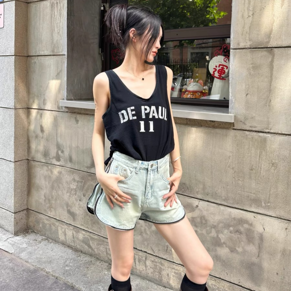 Women's Sexy Side Zip Shorts