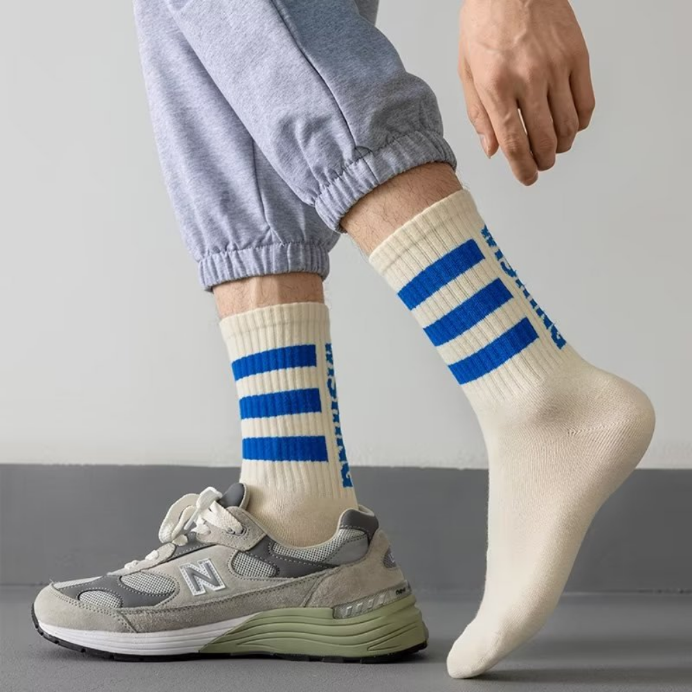Versatile Street Striped Socks