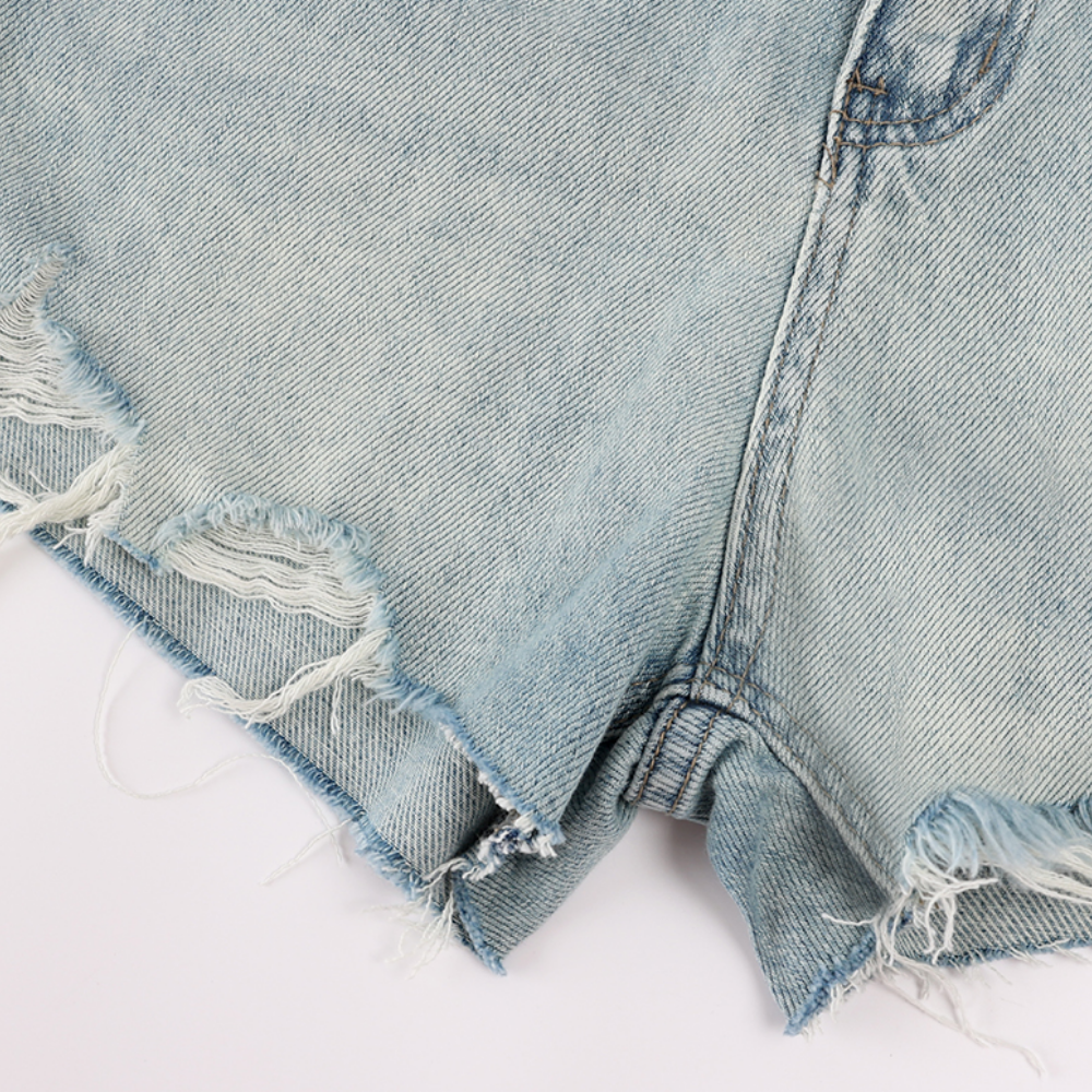 Women's Contrast Embroidered Tassel Shorts