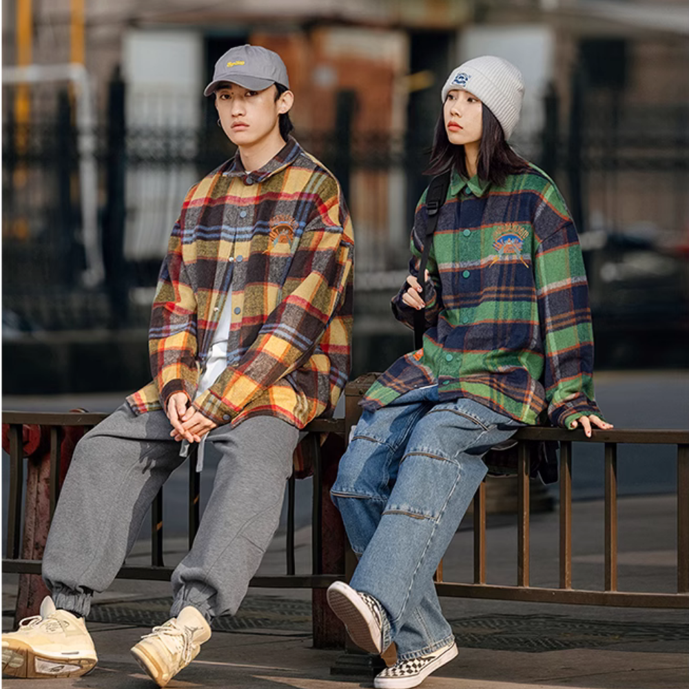 Eyes Letter Patch Embroidered Shirt