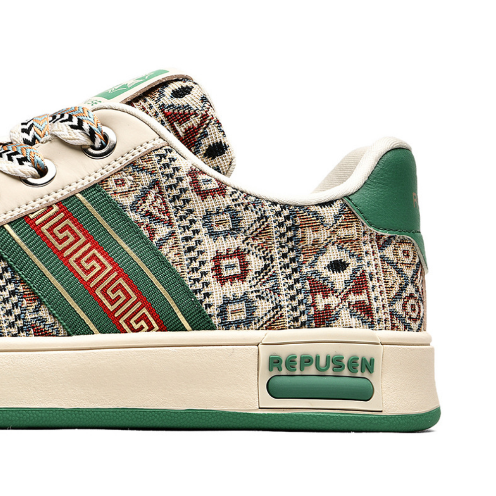 Retro Pattern Low-cut Sneaker