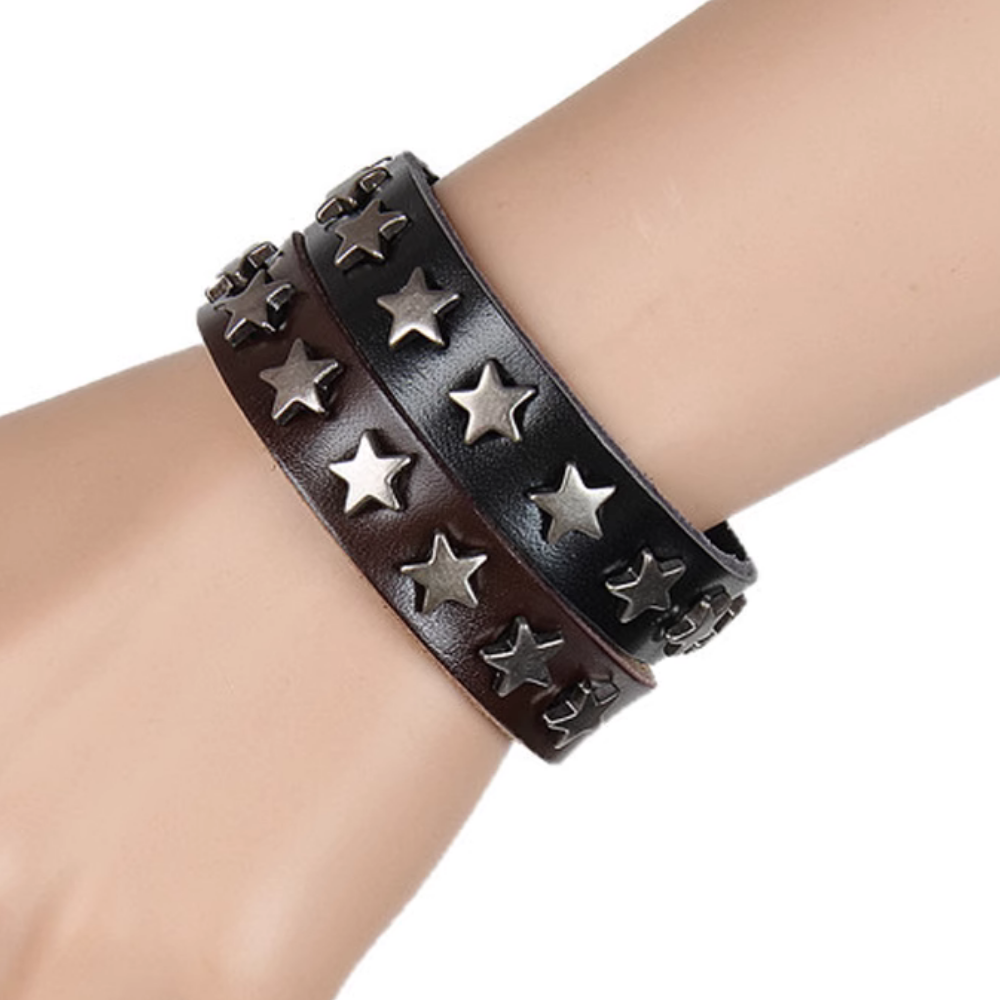 Retro Star Cowhide Bracelet