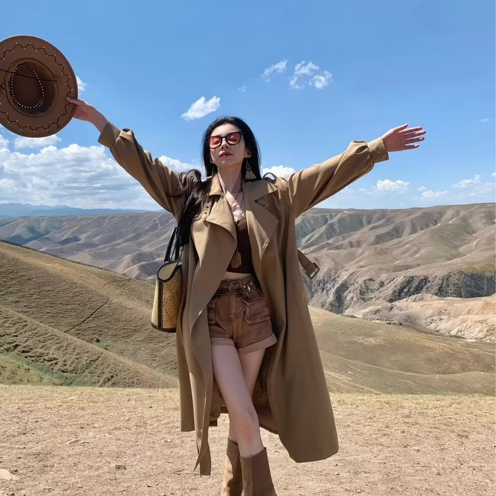 Women's Retro Multi-Pocket Solid Color Shorts