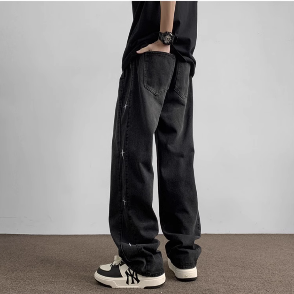 Distressed Side Star Embroidery Jeans