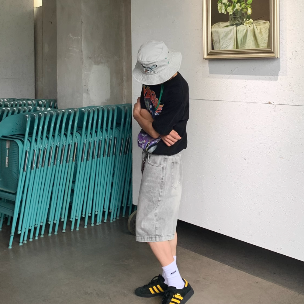 Wasteland Style Denim Shorts