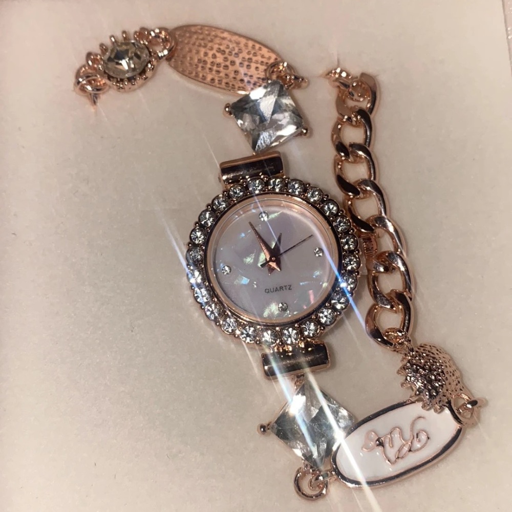 LoopStone Starlit Charm – Handcrafted Rose Gold Crystal Watch
