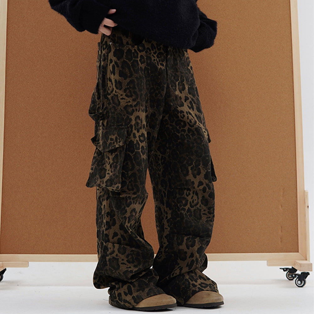High Street Leopard Cargo Jeans