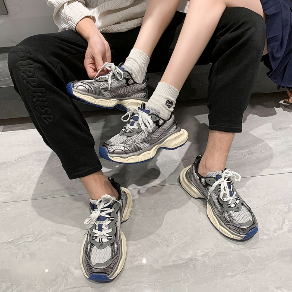 Women's Street Stitching Thick Sole Casual Shoes