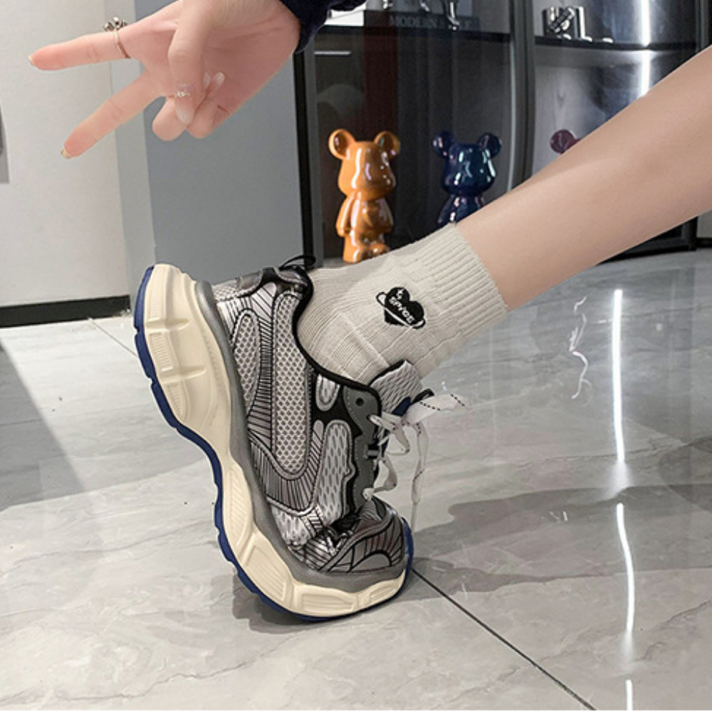 Women's Street Stitching Thick Sole Casual Shoes