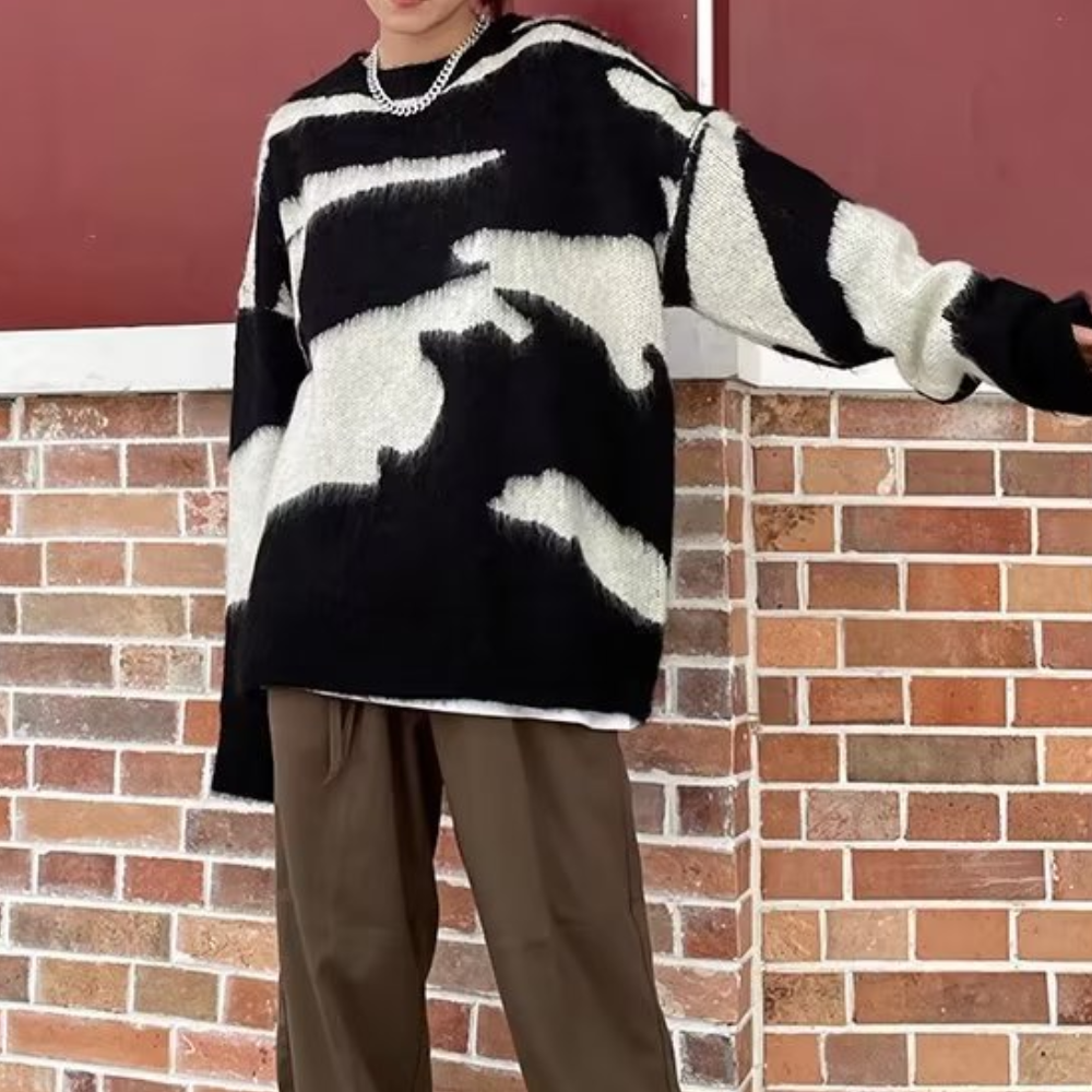 Women's High Street Black and White Contrast Sweater