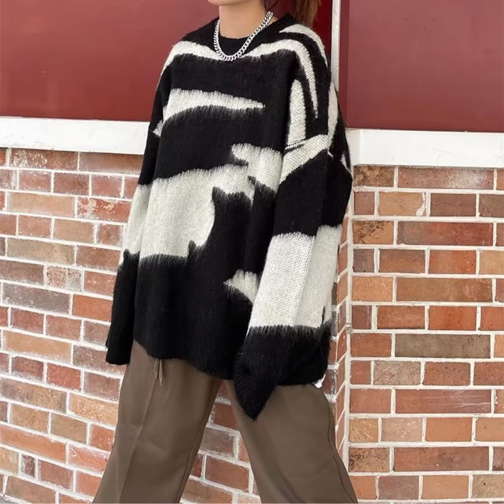 Women's High Street Black and White Contrast Sweater