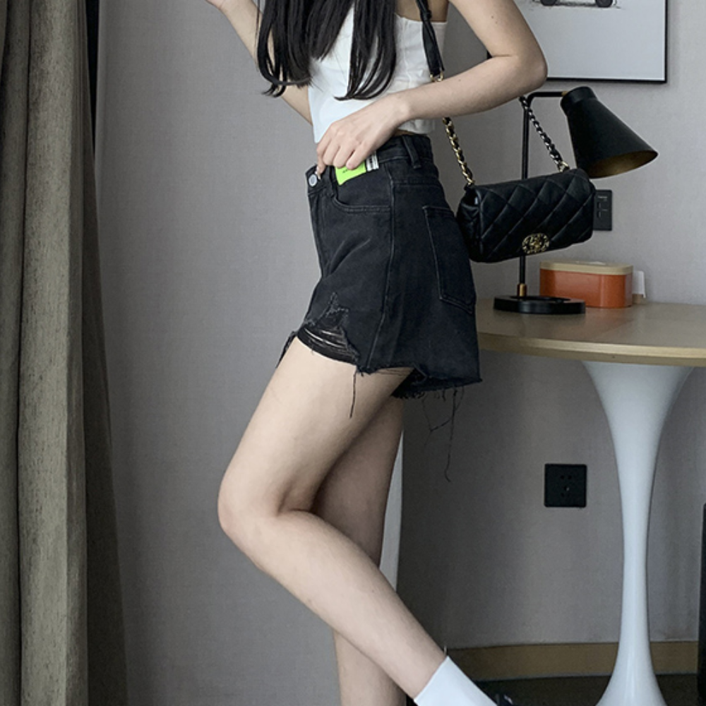 Women's High Waisted Solid Color Shorts